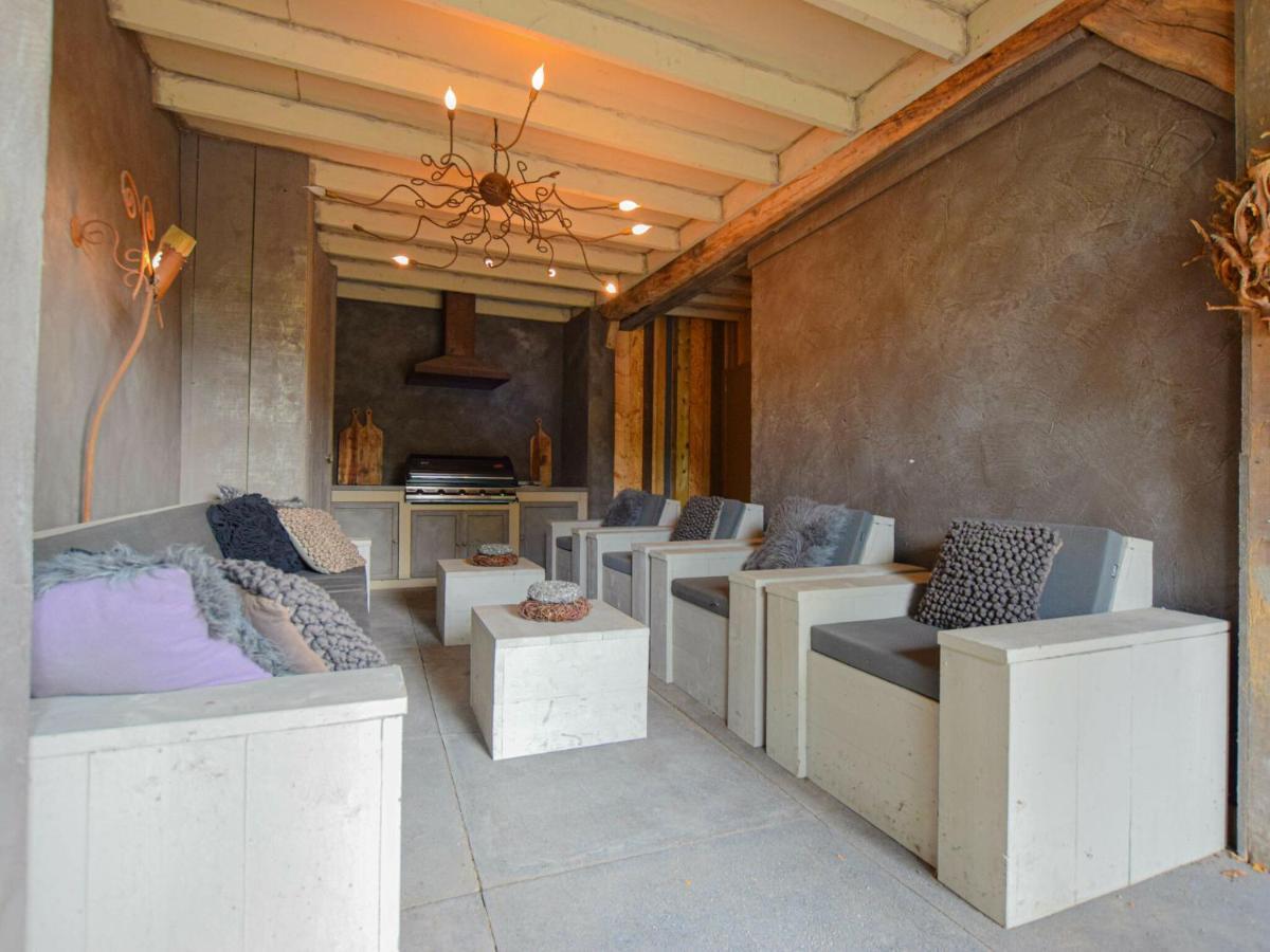 Unique Holiday Home With A Hot Tub Alphen  Esterno foto